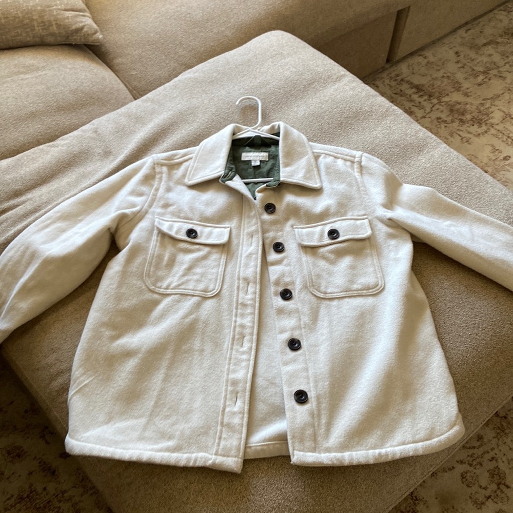 Free assembly medium coat